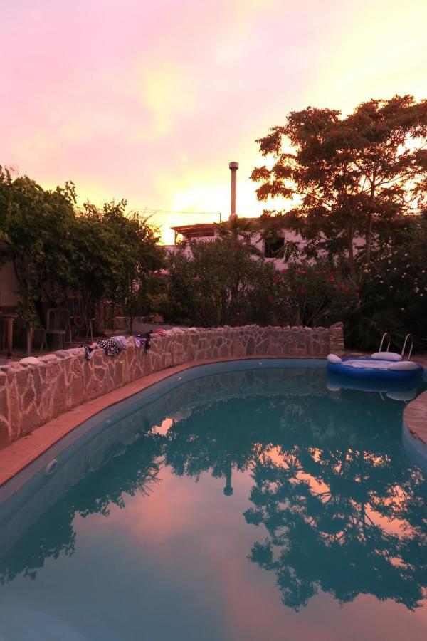 Cortijo Paraiso Charcon Higuera Buitenkant foto
